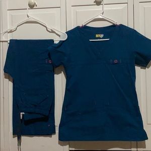 Wonder flex Caribbean blue trimmed in hot pink